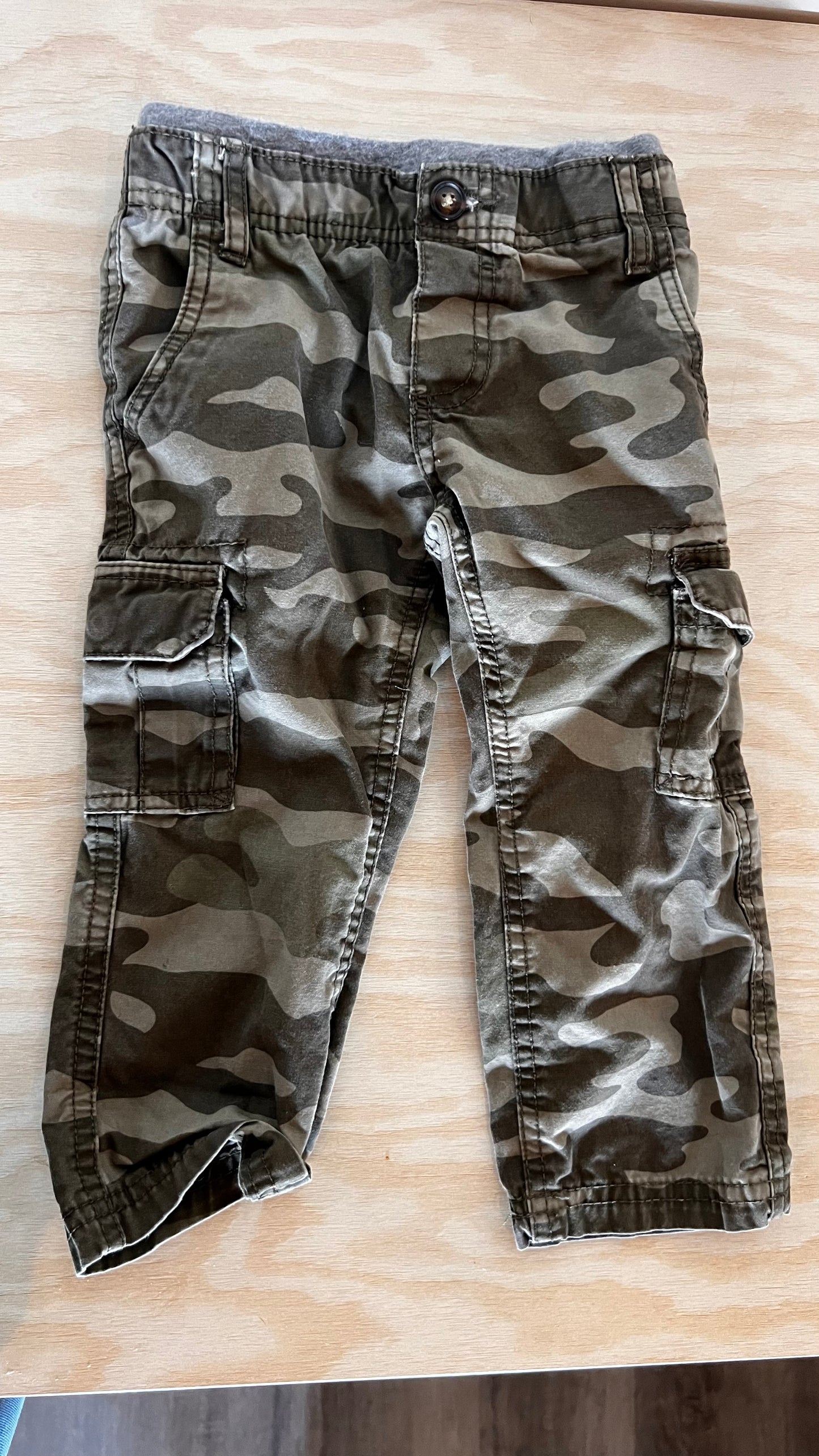 MY - Consignment - Carters Camo Pant 2T