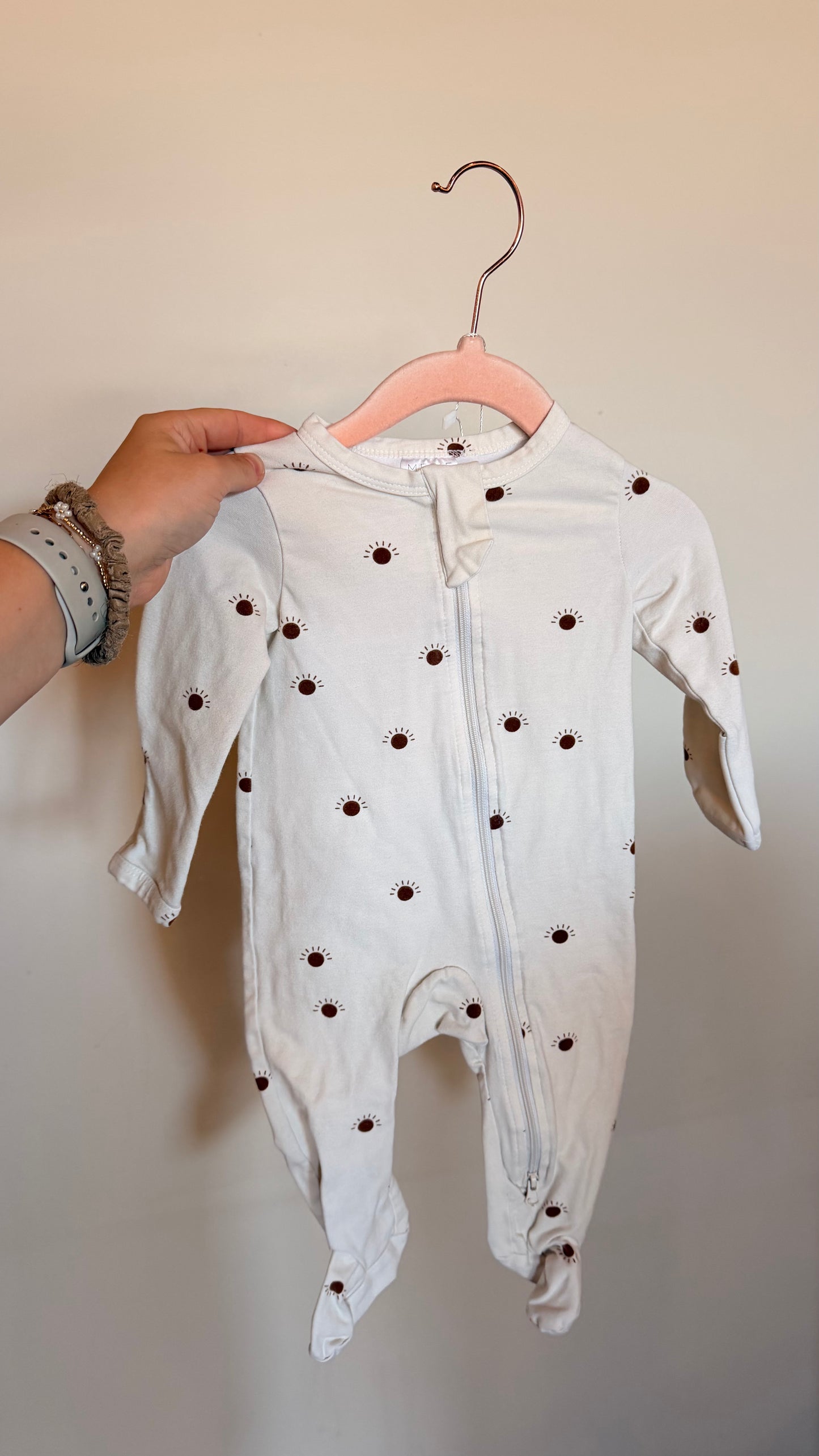 CM - Consignment - Mebie Baby - White Sun Sleeper - 3-6M