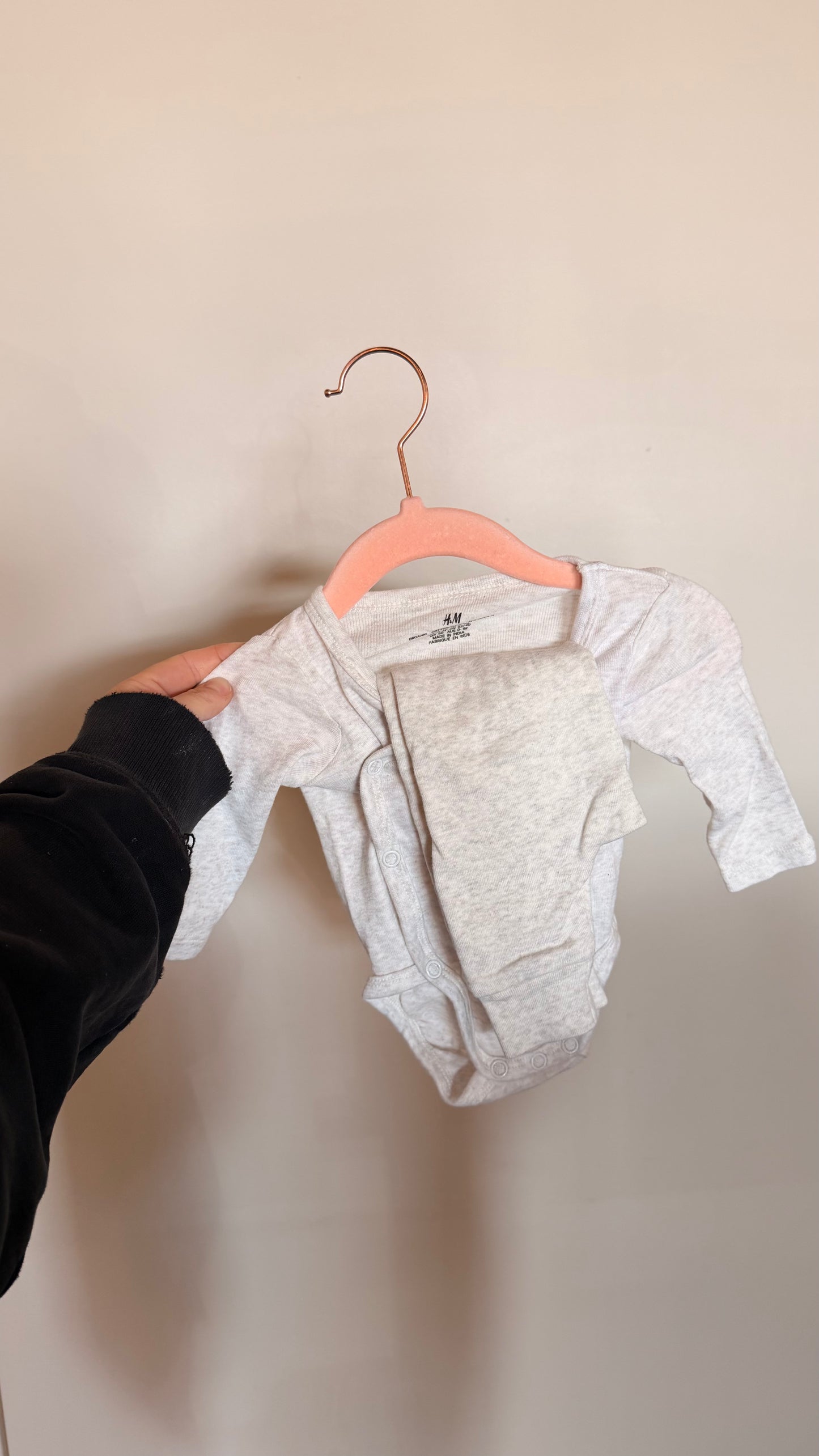 BB Consignment - H&M Oatmeal Two Piece Set - 0-1M
