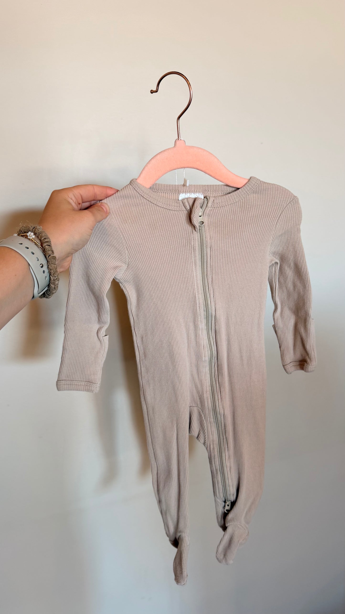 CM Consignment - Mebie Baby Beige Ribbed Sleeper - 3-6M