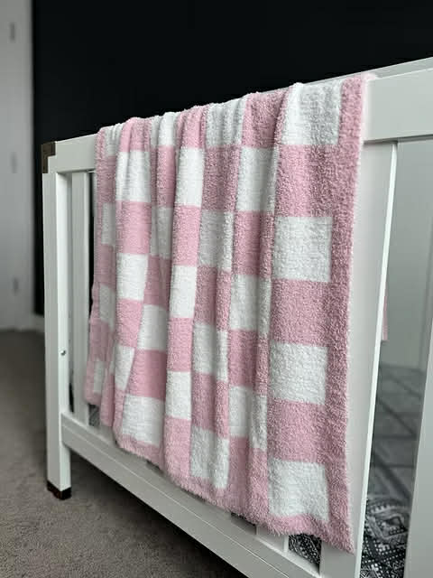 Little Aspen Baby Co - Sweet Pink Checkered Plush Blanket