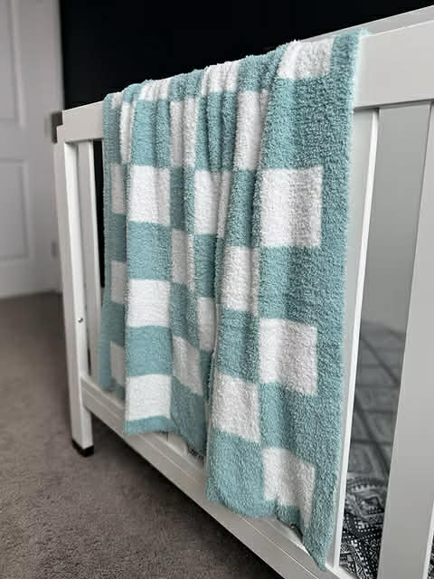 Little Aspen Baby Co - Sky Blue Checkered Plush Blanket