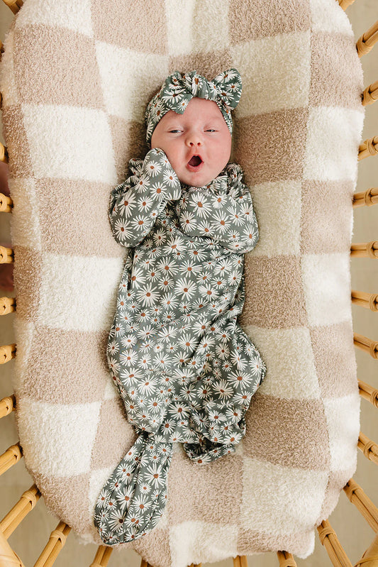Mebie Baby - Dark Green Daisy Bamboo Knot Gown