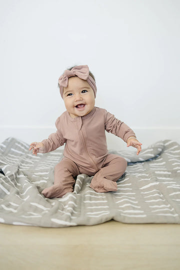 Mebie Baby - Dusty Rose Bamboo Zipper Sleeper