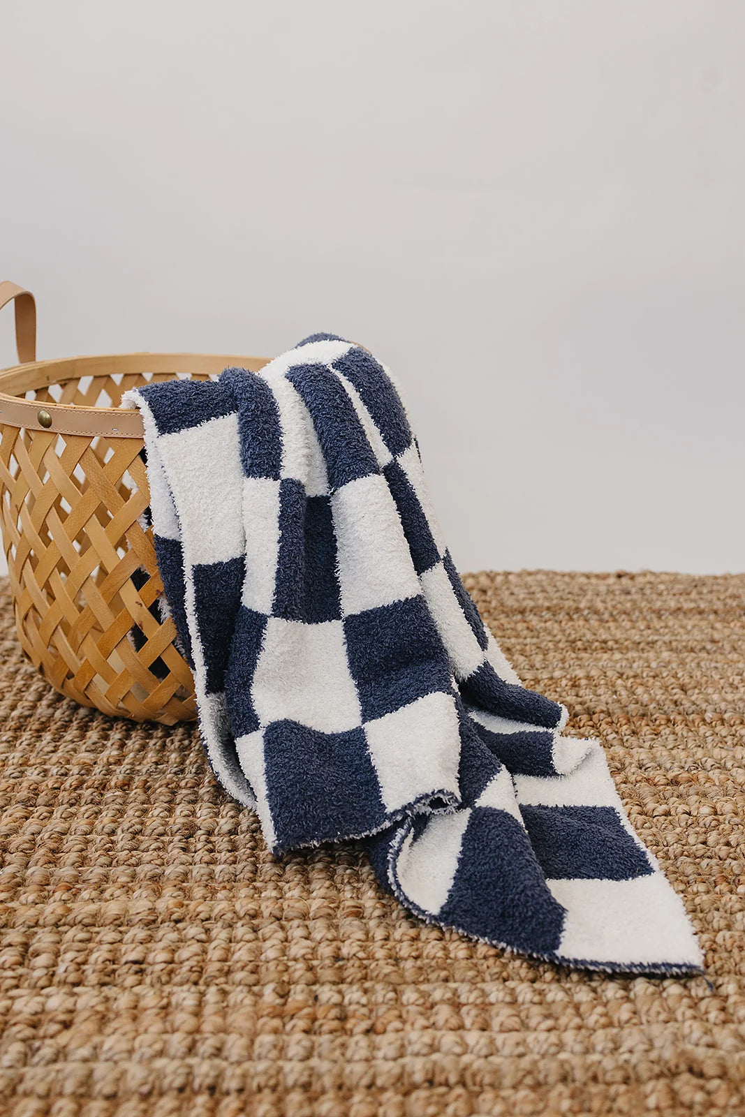 Mebie Baby - Navy Checkered Plush Blanket