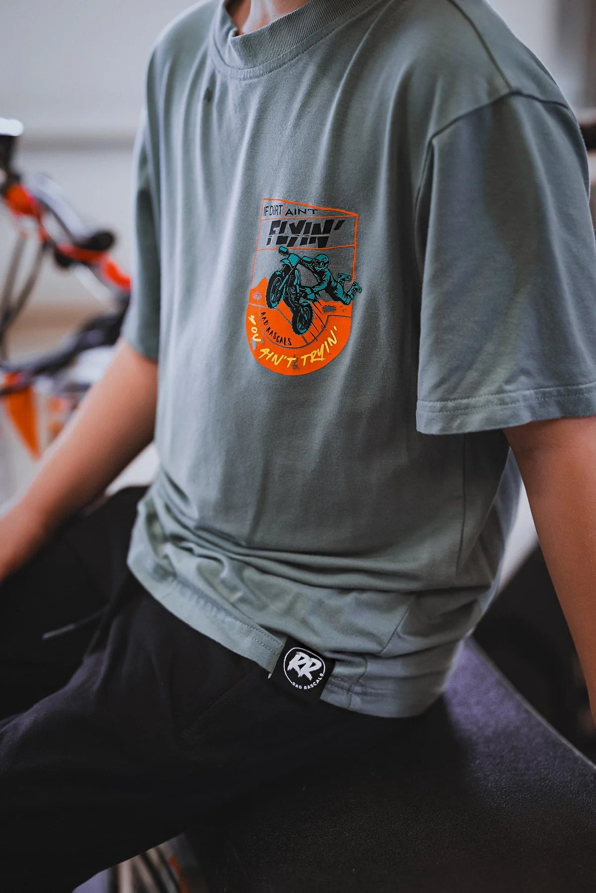 Rad Rascals - If Dirt Ain't Flyin' - T-Shirt