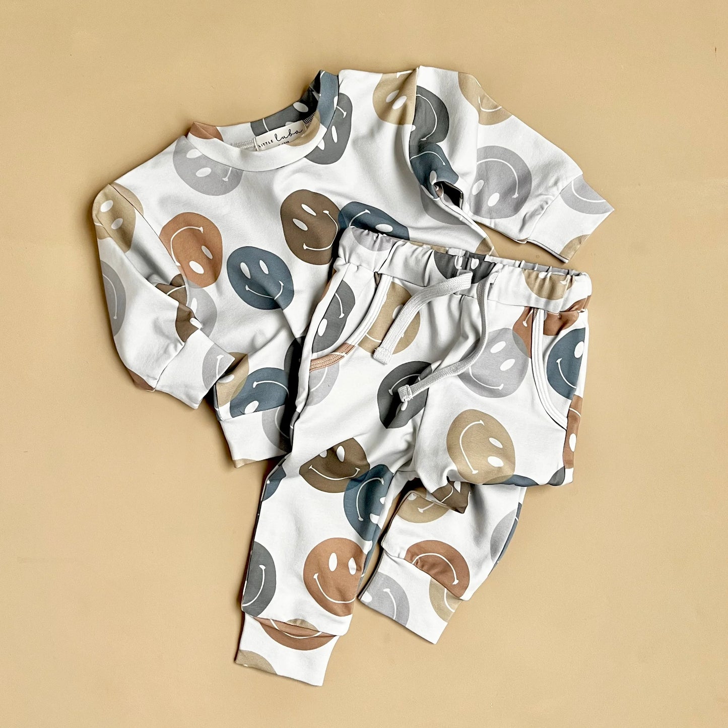 LITTLE LUBA Fall Smiles- Lounge Set