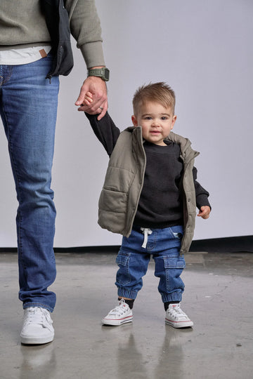 LITTLE BIPSY - HOODED PUFFER VEST - ARMY GREEN