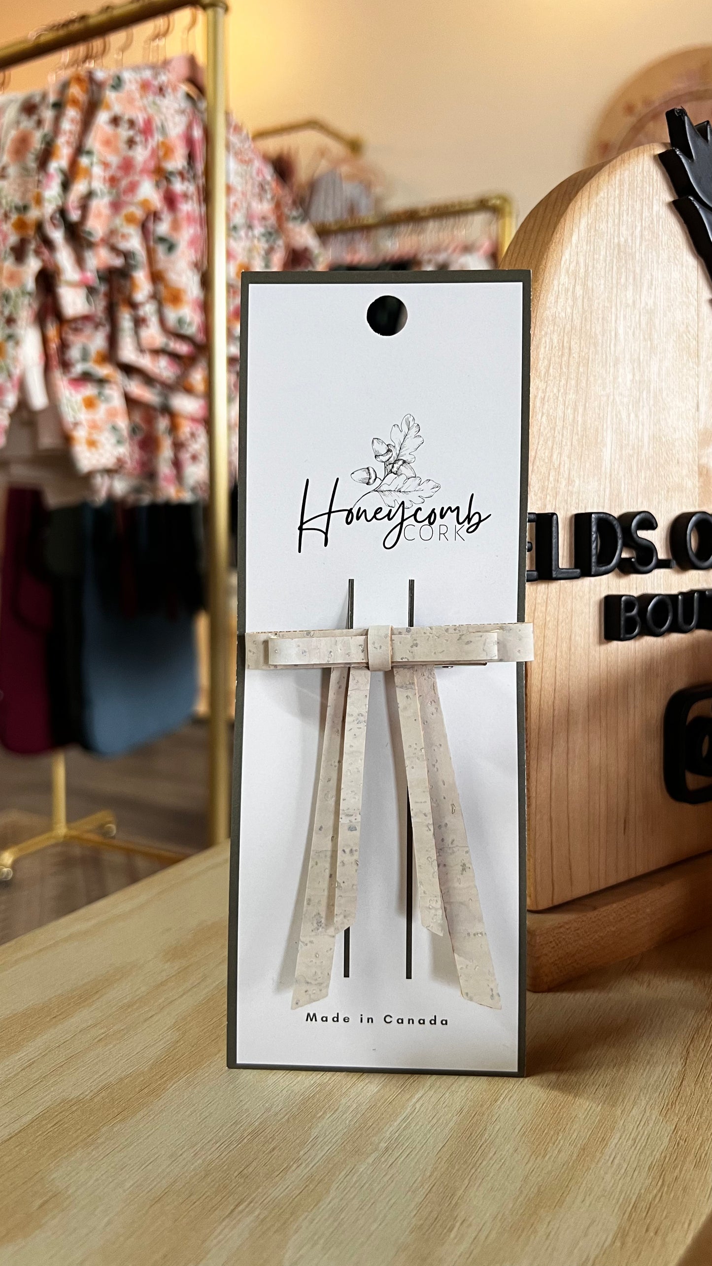 Honeycomb Cork - Jane Cork Bow