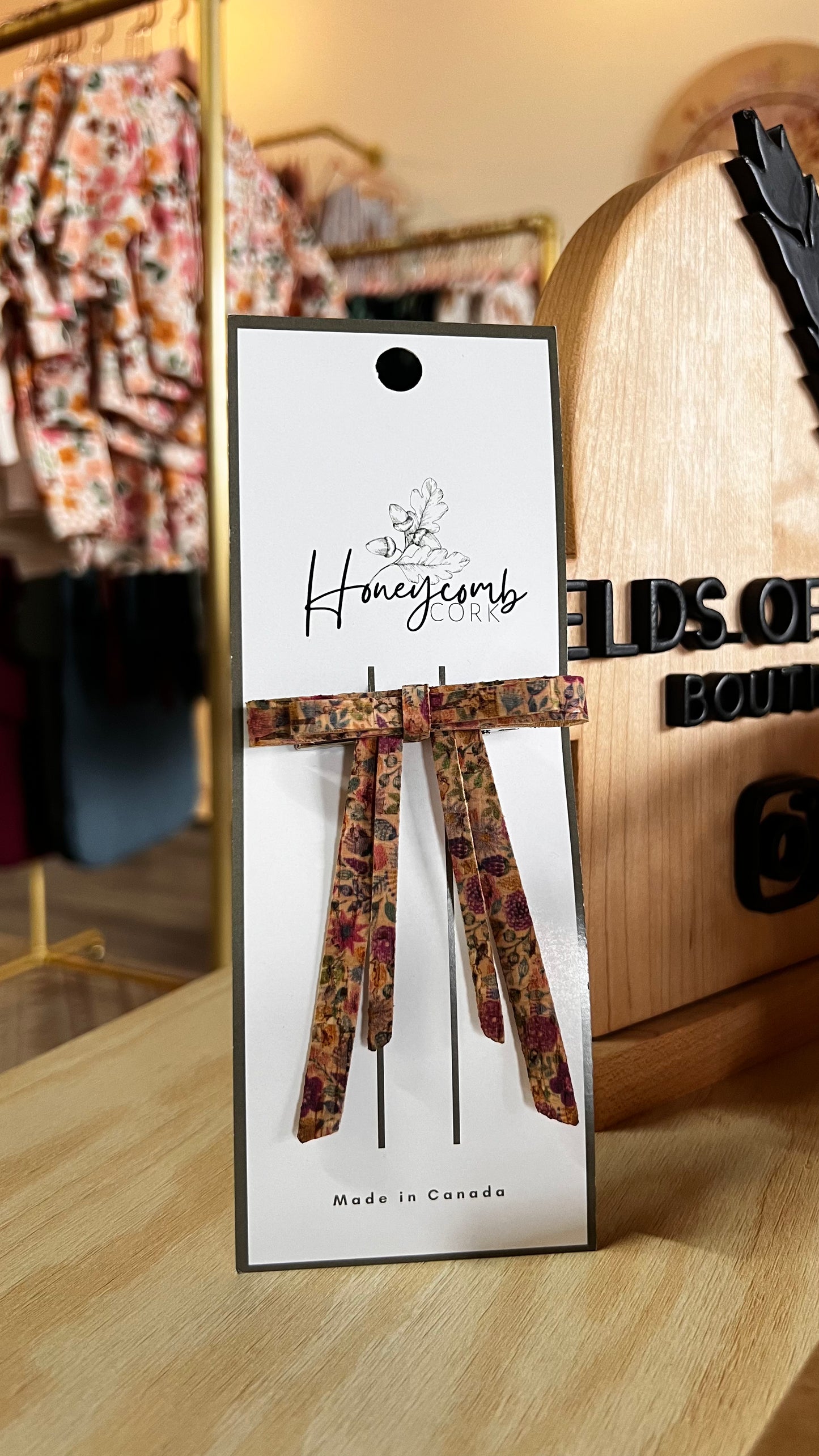Honeycomb Cork - Jane Cork Bow