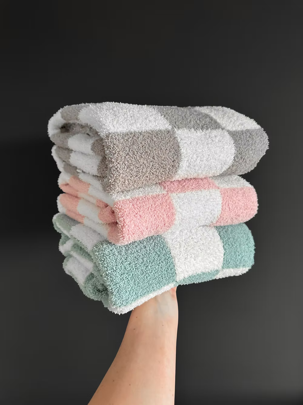 Little Aspen Baby Co - Sweet Pink Checkered Plush Blanket