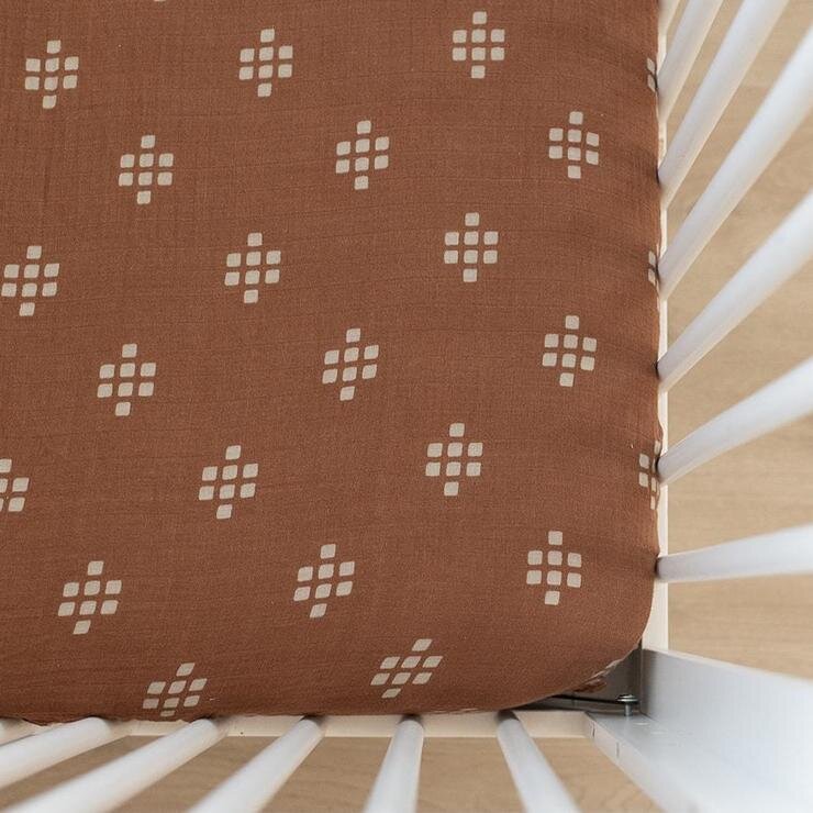 Mebie Baby - Chestnut Textile Muslin Crib Sheet