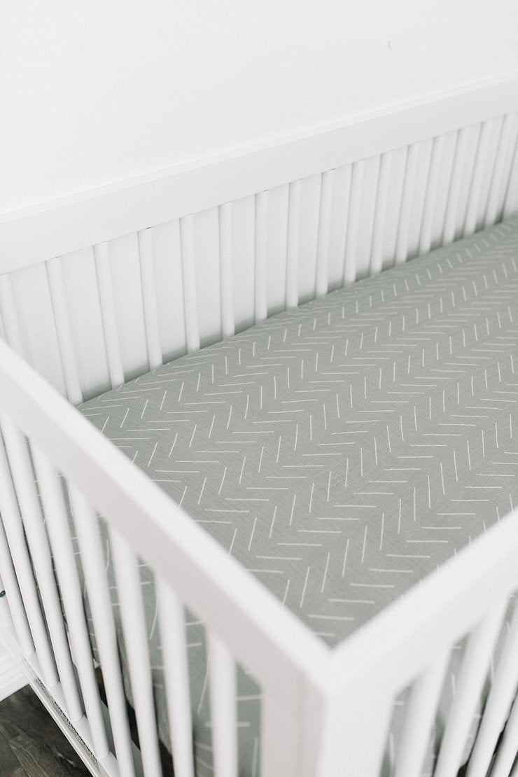 Mebie Baby - Desert Sage Crib Sheet