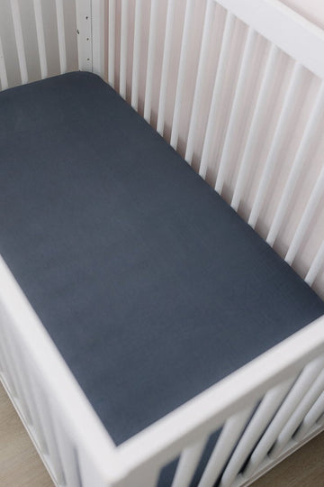 Mebie Baby - Charcoal Stretch Crib Sheet