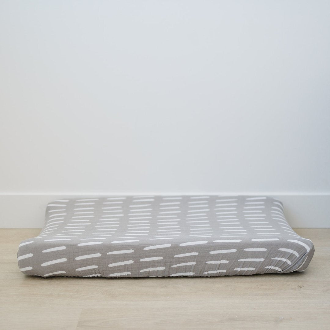 Mebie Baby - Grey Dash Changing Pad Cover