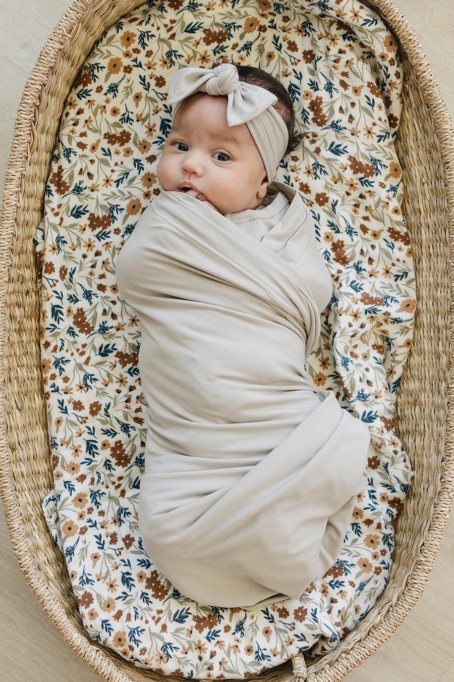 Mebie Baby - Oatmeal Bamboo Stretch Swaddle