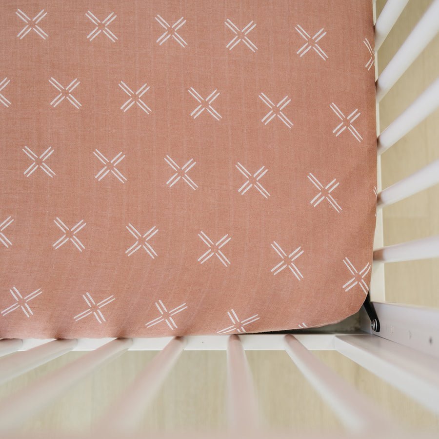 Mebie Baby - Just Peachy Muslin Crib Sheet