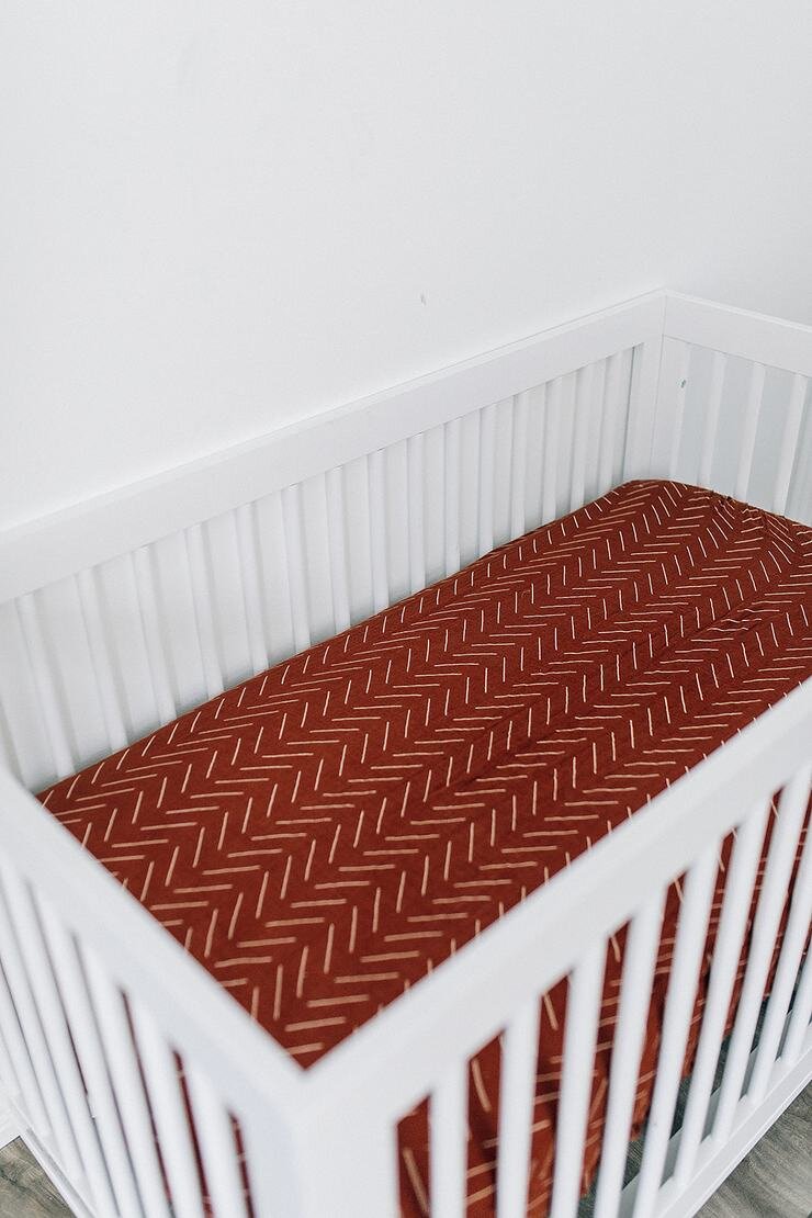 Mebie Baby - Rust Mudcloth Crib Sheet